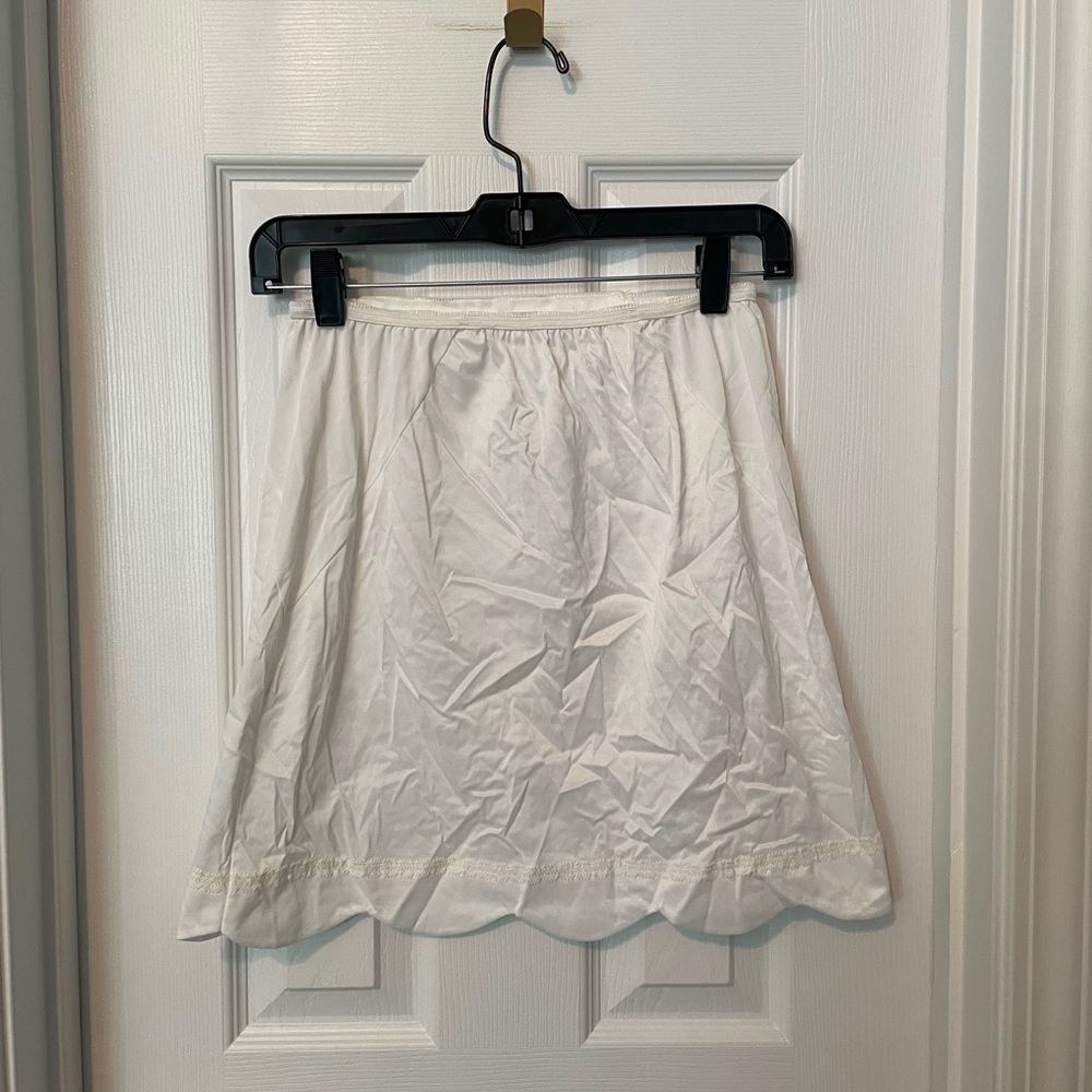 Vintage Slip Skirt Lingerie Gossard Artemis White Scalloped Hem